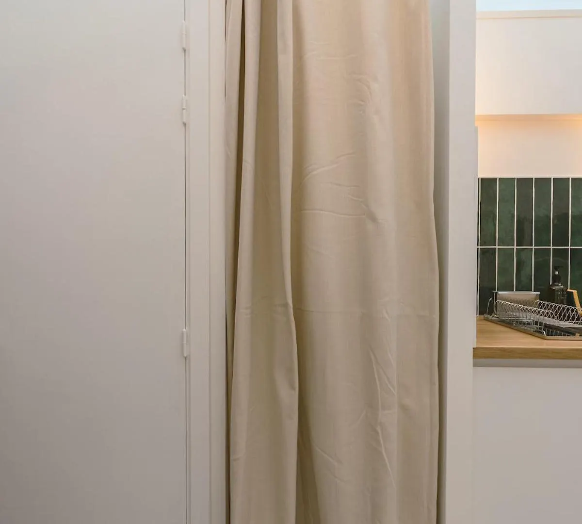 Апартаменты Mini Loft Buttes Chaumont Париж